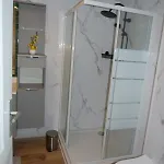 Des 4 V Holiday home *